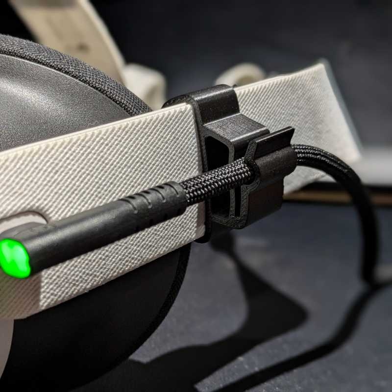 Clip per la gestione dei cavi  - Gaming Headset Wired recensione e prezzo