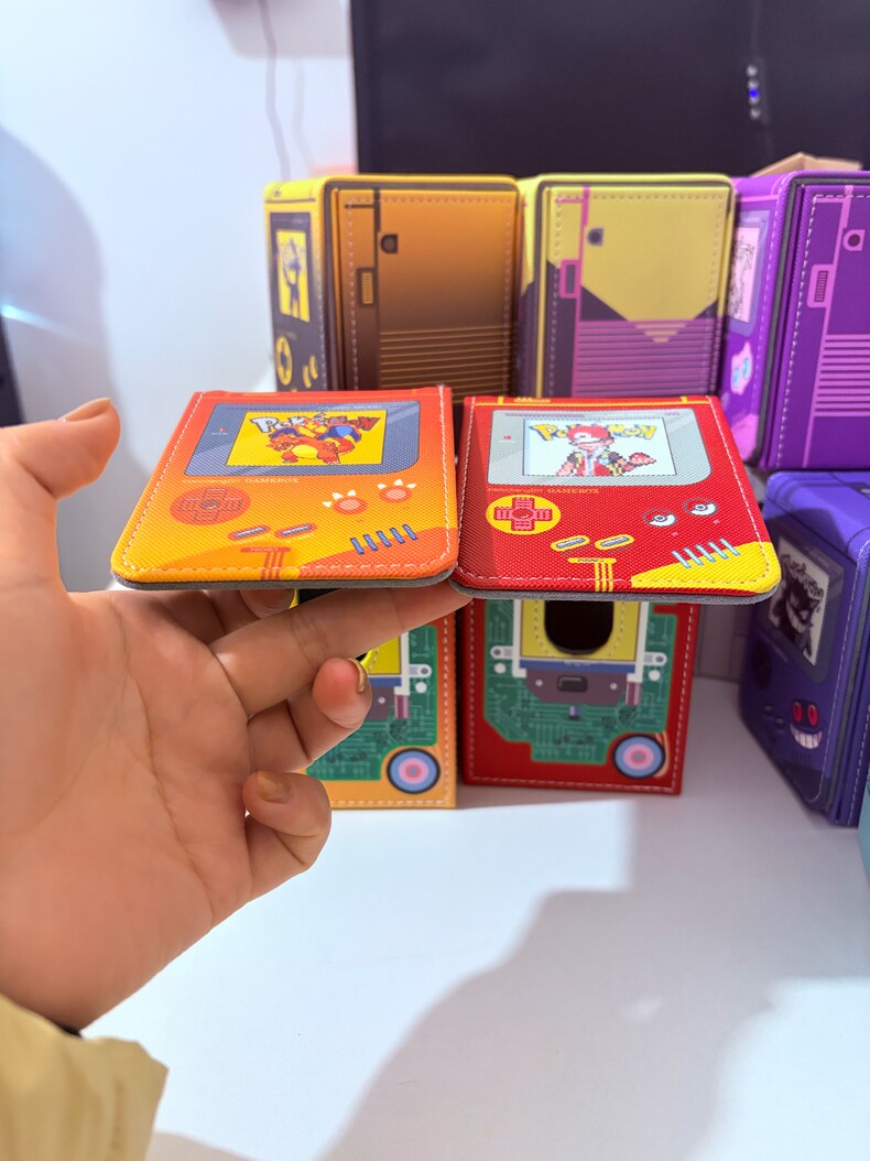 Scatola porta carte Pokémon Ps - Gaming Console Box recensione e prezzo